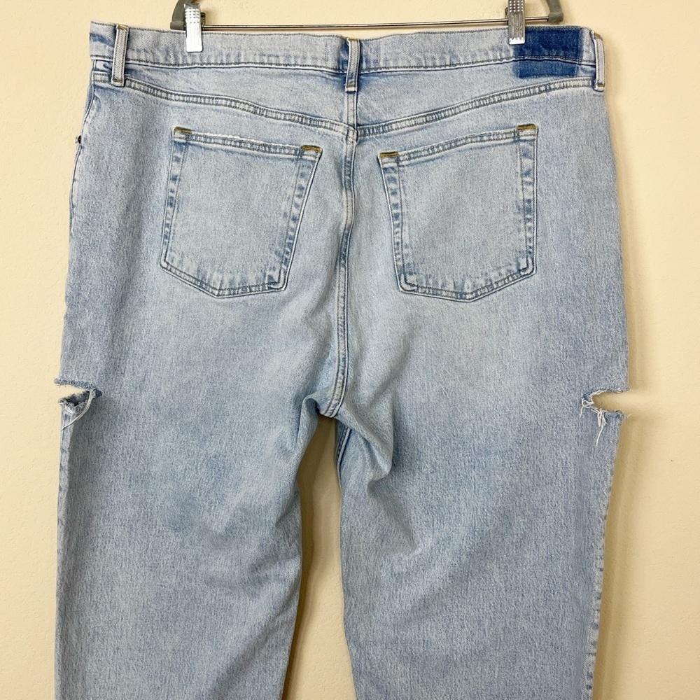 Abercrombie‎ & Fitch The Dad High Rise Thigh Cutout Jeans - Picture 9 of 14